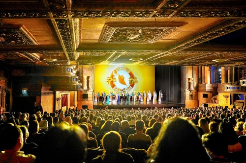 Image for article Австралийские, польские, испанские и американские театралы наслаждаются Shen Yun: «Очень высокое качество исполнения»