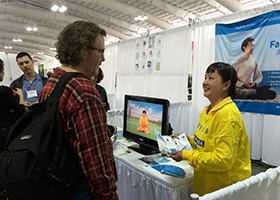 Image for article Фалуньгун на Зеленом фестивале в Нью-Йорке