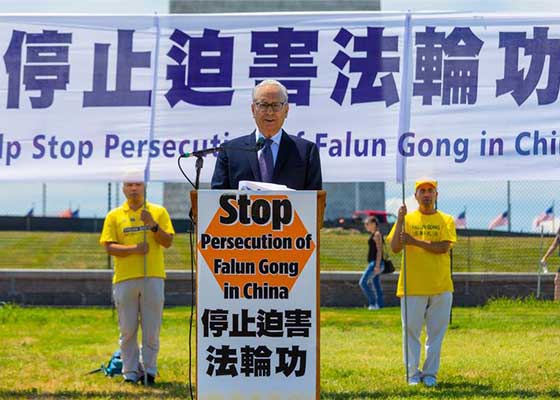 Image for article Митинг у Монумента Вашингтона, посвящённый 19-летию мирного противостояния практикующих Фалуньгун, призвал к прекращению преследования
