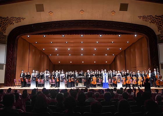 Image for article Симфонический оркестр Shen Yun подарил жителям Тайваня чистые и живительные звуки