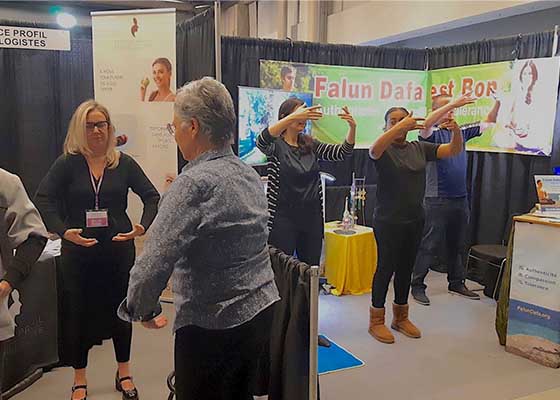 Image for article Китаянка, проживающая в Квебеке: «Фалунь Дафа – очень хорошая практика. Я хочу ей обучиться»