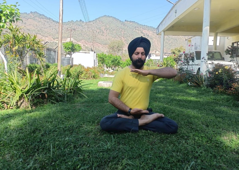 Image for article Научный сотрудник из Индии: «Я обрёл новую жизнь, начав заниматься Фалунь Дафа»