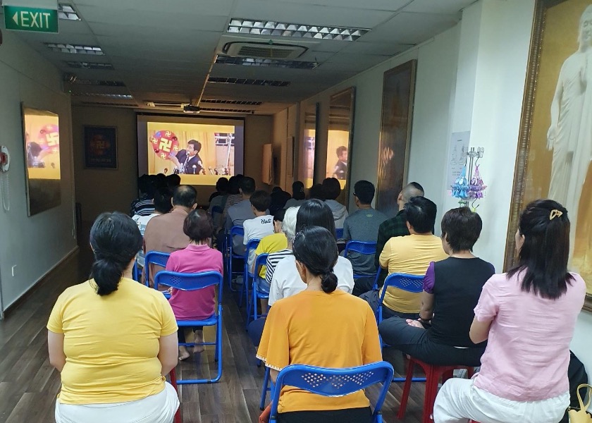 Image for article Сингапур. Новые практикующие получили пользу от участия в девятидневном семинаре Фалунь Дафа