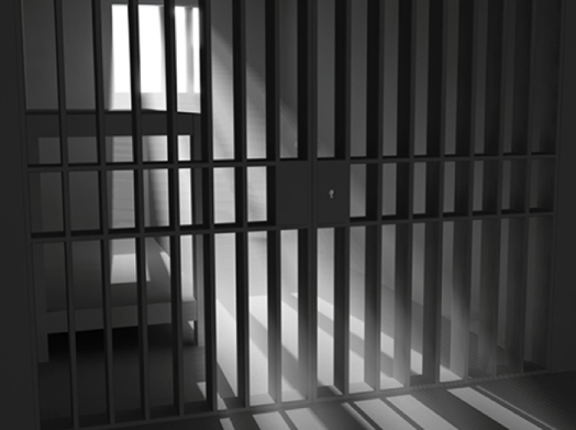 Image for article После двух тюремных заключений общим сроком 13 лет мужчину из провинции Цзянсу снова лишили свободы на четыре с половиной года за приверженность Фалуньгун