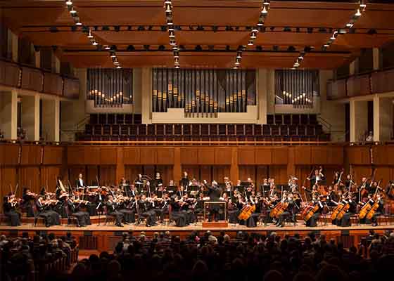 Image for article Симфонический оркестр Shen Yun завершил турне в Чикаго