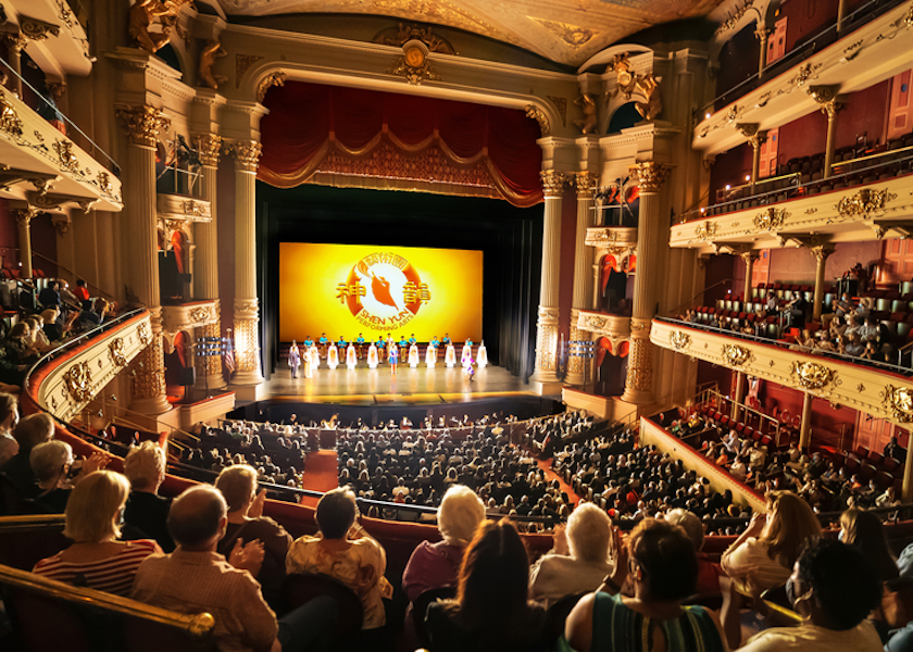 Image for article Любители театра из Франции, Италии и США высоко оценили глубину представления Shen Yun и художественное мастерство исполнителей: «Великолепное послание надежды»