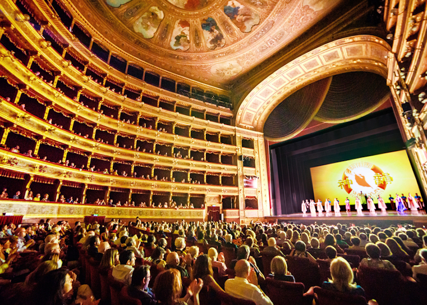 Image for article Итальянские любители театра высоко оценили мастерство и самоотверженность артистов Shen Yun: «Это абсолютно неземное представление!»