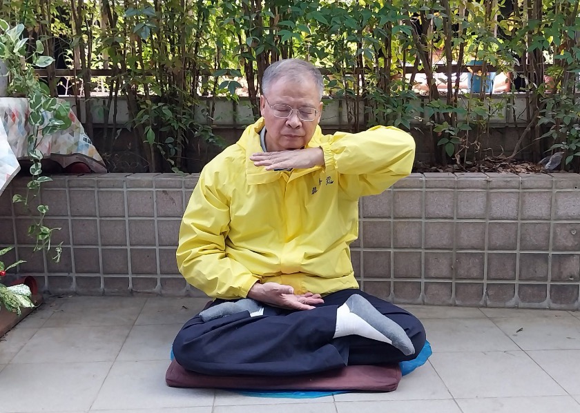 Image for article Руководитель госдепартамента почувствовал спокойствие и безопасность, начав совершенствоваться по Фалунь Дафа