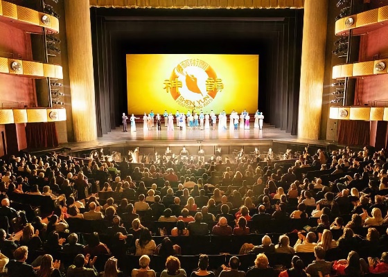 Image for article Я горжусь тем, что являюсь добровольным помощником Shen Yun