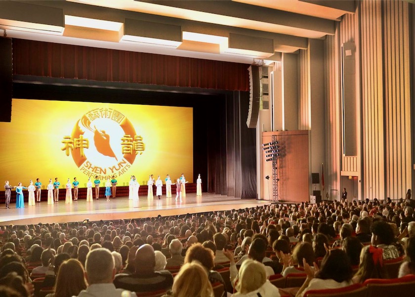 Image for article Shen Yun начинает мировое турне 2025 года, выступая в Японии и США