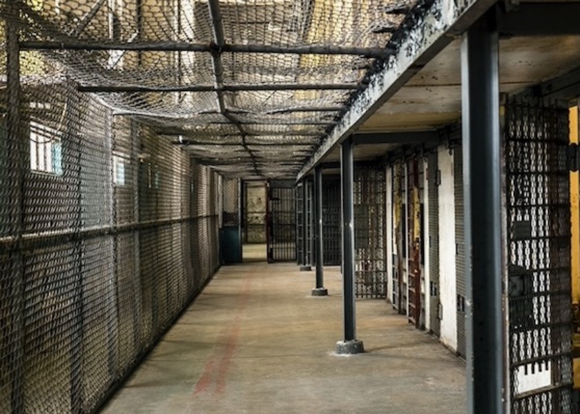 Image for article Преступления Хэ Хэнъяна, бывшего главного прокурора Народной прокураторы, совершённые в ходе преследования Фалуньгун