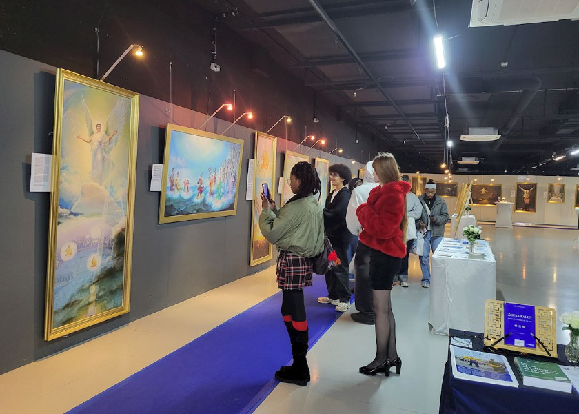 Image for article Выставка «Искусство Чжэнь Шань Жэнь» состоялась в Бельгии (часть 2)