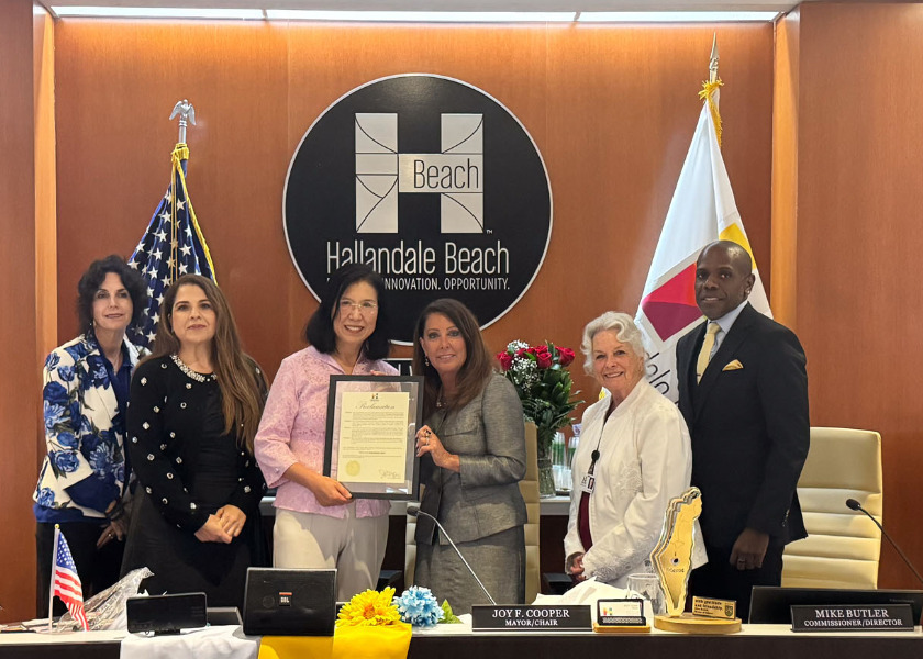 Image for article Мэры четырёх городов Южной Флориды высоко оценили миссию Shen Yun Performing Arts