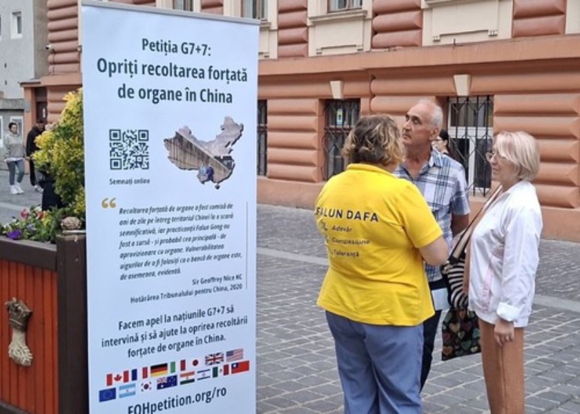 Image for article Брашов, Румыния. Люди дают высокую оценку принципам Фалунь Дафа